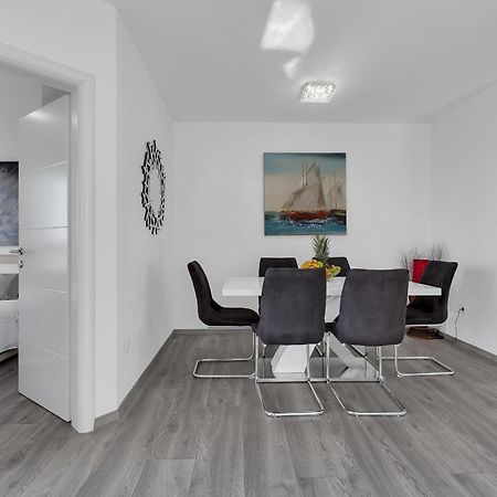 Sea View Apartments Dammi With Free Parking Makarska Exterior foto
