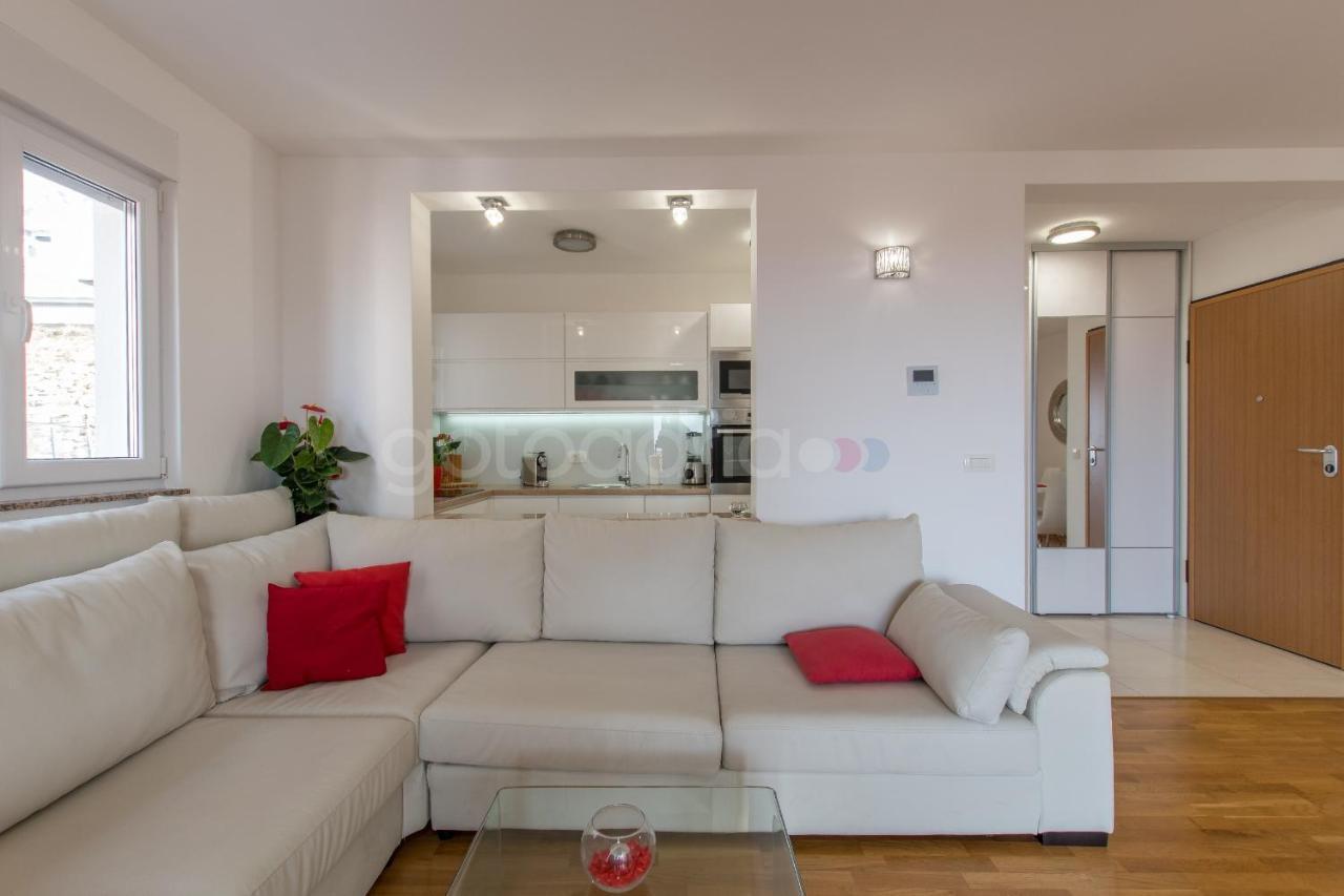 Sea View Apartments Dammi With Free Parking Makarska Exterior foto